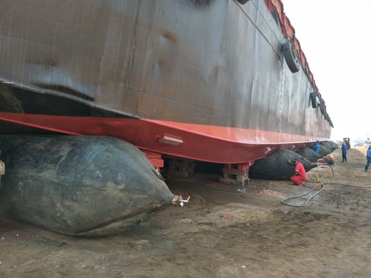 Airbags en caoutchouc pour navires personnalisables pour le lancement et le levage des navires