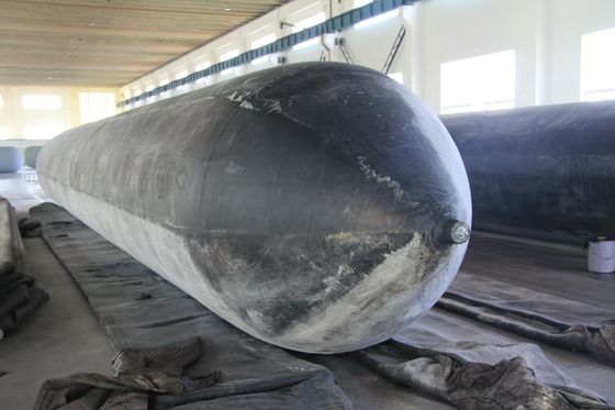 Airbags en caoutchouc pour navires personnalisables pour le lancement et le levage des navires
