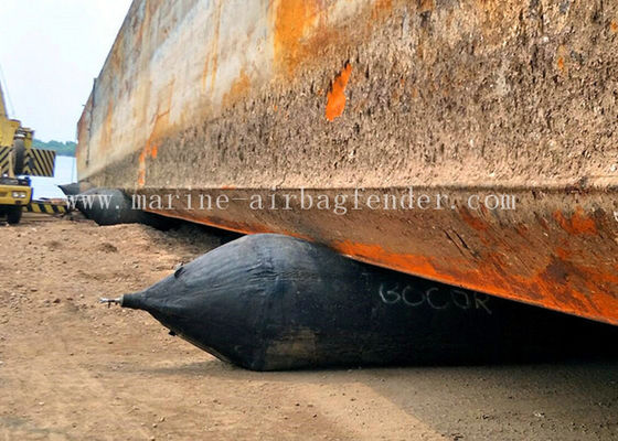 Airbags en caoutchouc pour navires personnalisables pour le lancement et le levage des navires
