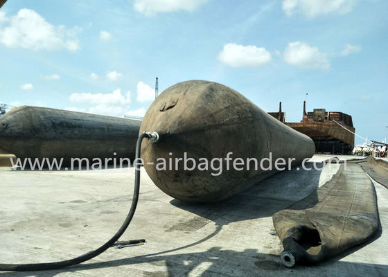 Airbag en caoutchouc pour équipements lourds