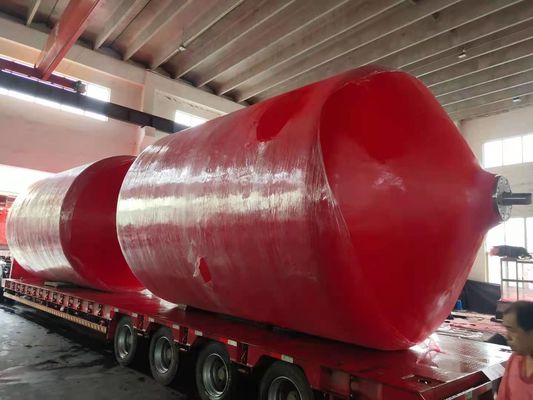 Fenders en mousse à haute absorption énergétique revêtus de polyuréthane renforcé